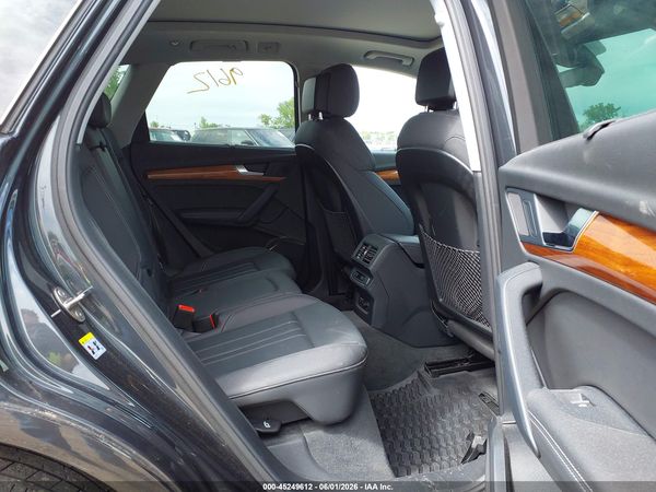 2021 AUDI Q5