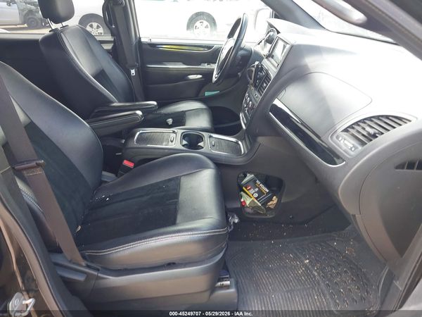 2016 DODGE GRAND CARAVAN SXT — I5