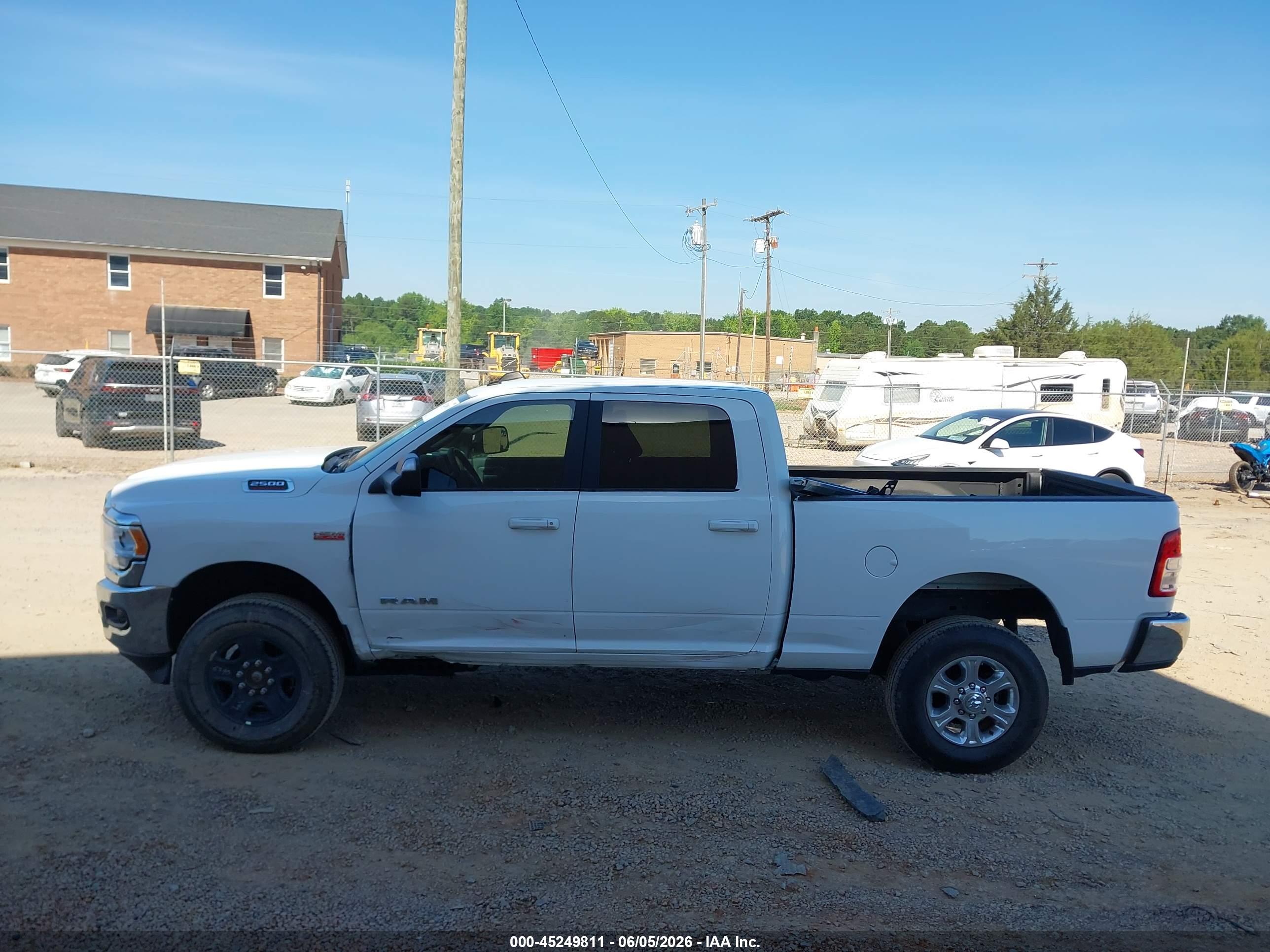 2022 RAM 2500 BIG HORN  4X4 6'4 BOX