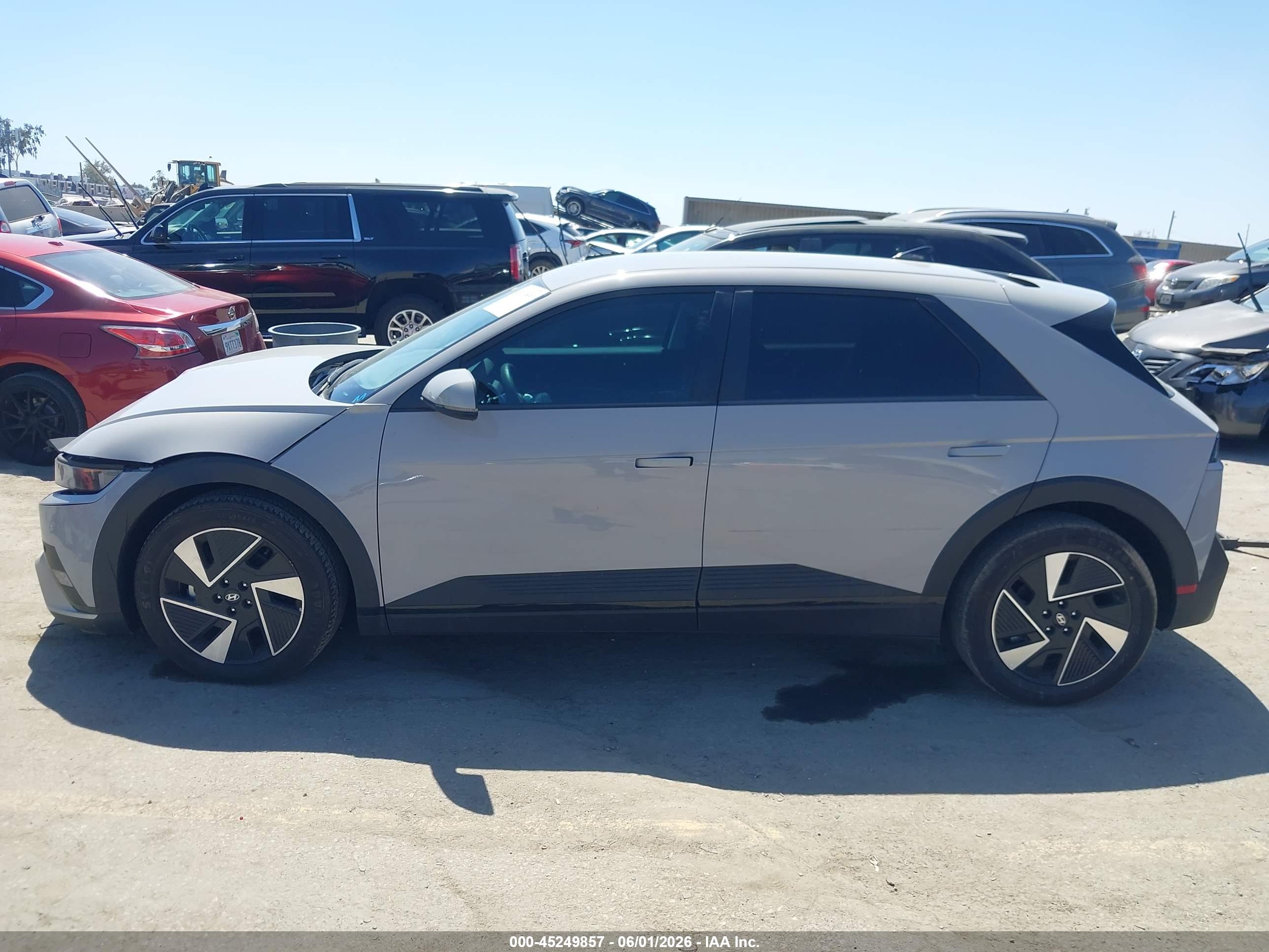 2025 HYUNDAI IONIQ 5 SE