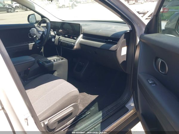2025 HYUNDAI IONIQ 5 SE