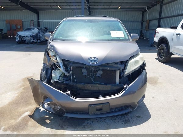 2012 TOYOTA SIENNA XLE 7 PASSENGER