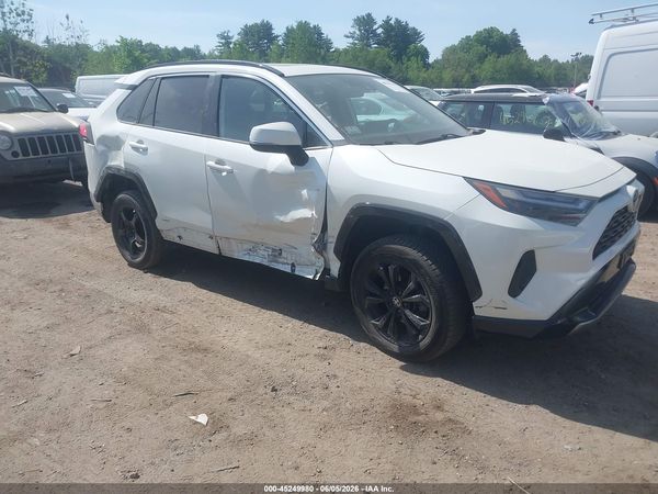 2022 TOYOTA RAV4 HYBRID SE