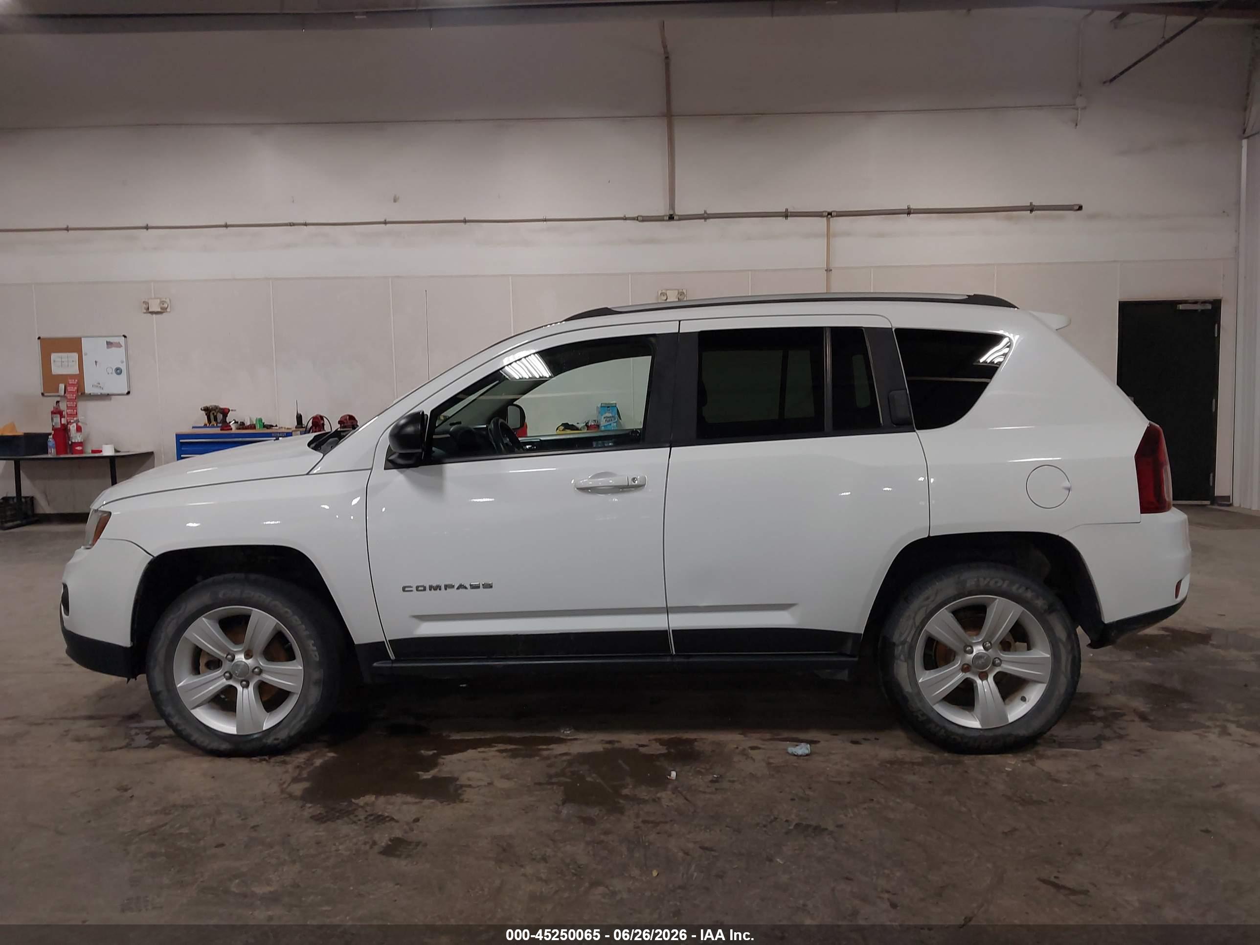 2016 JEEP COMPASS SPORT