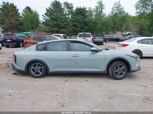2025 KIA K4 LXS