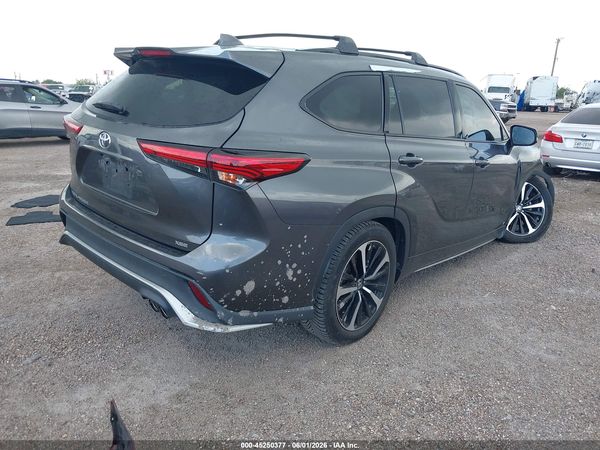 2021 TOYOTA HIGHLANDER XSE