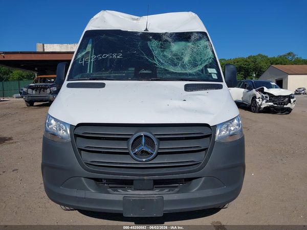 2025 MERCEDES-BENZ SPRINTER 2500
