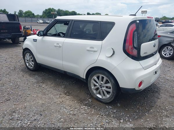 2019 KIA SOUL +