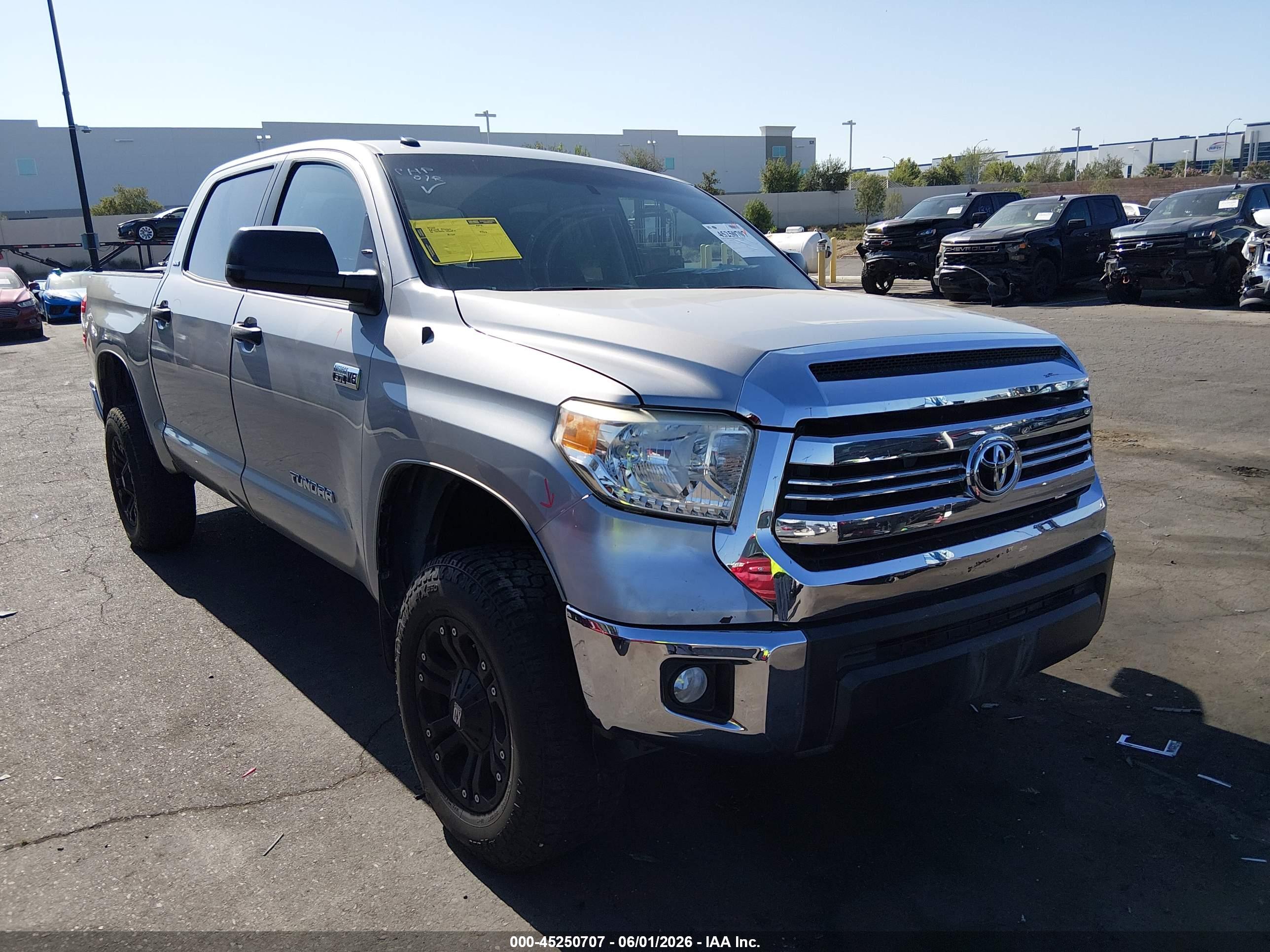 2016 TOYOTA TUNDRA SR5 5.7L V8