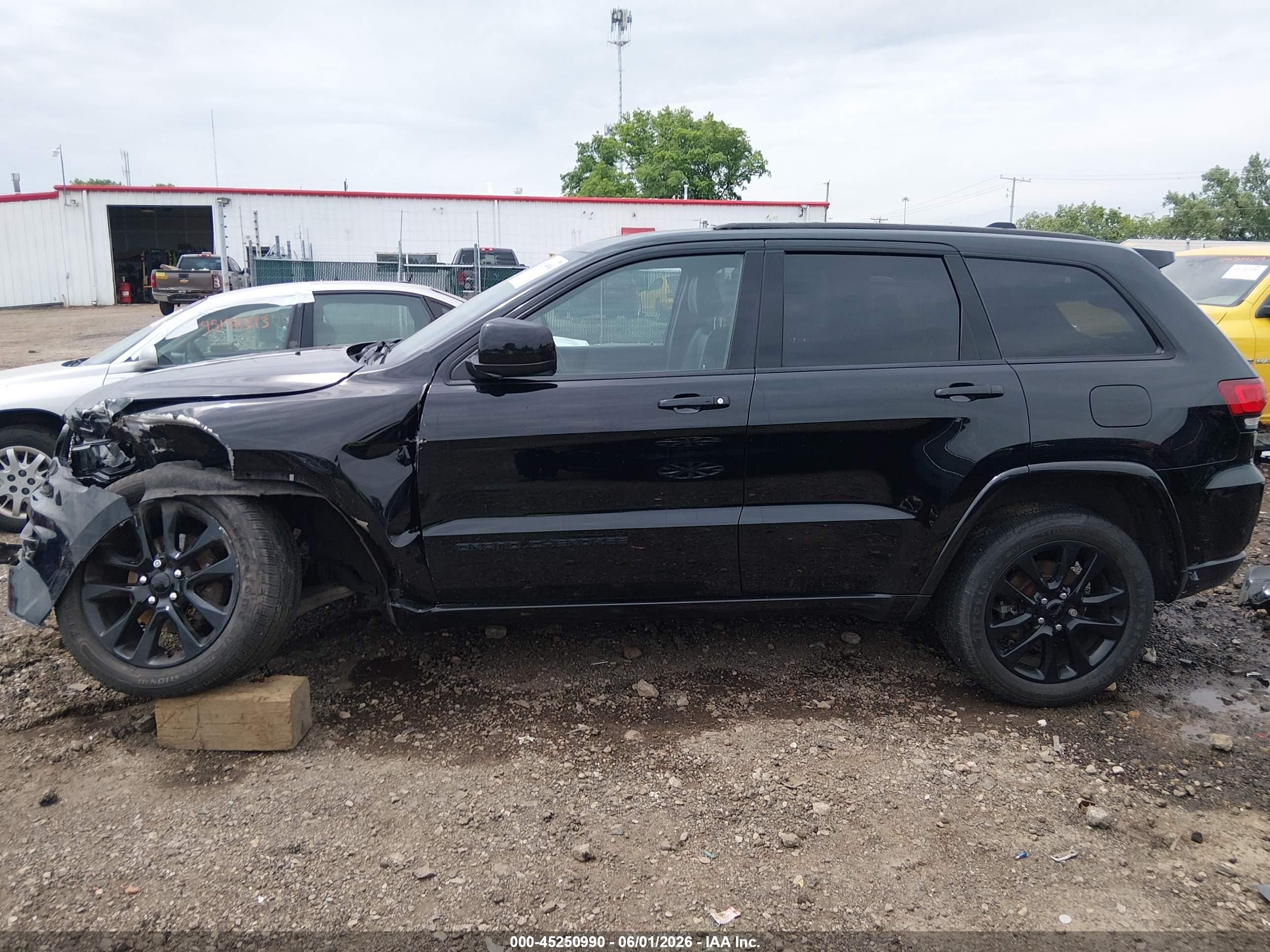 2019 JEEP GRAND CHEROKEE ALTITUDE 4X4