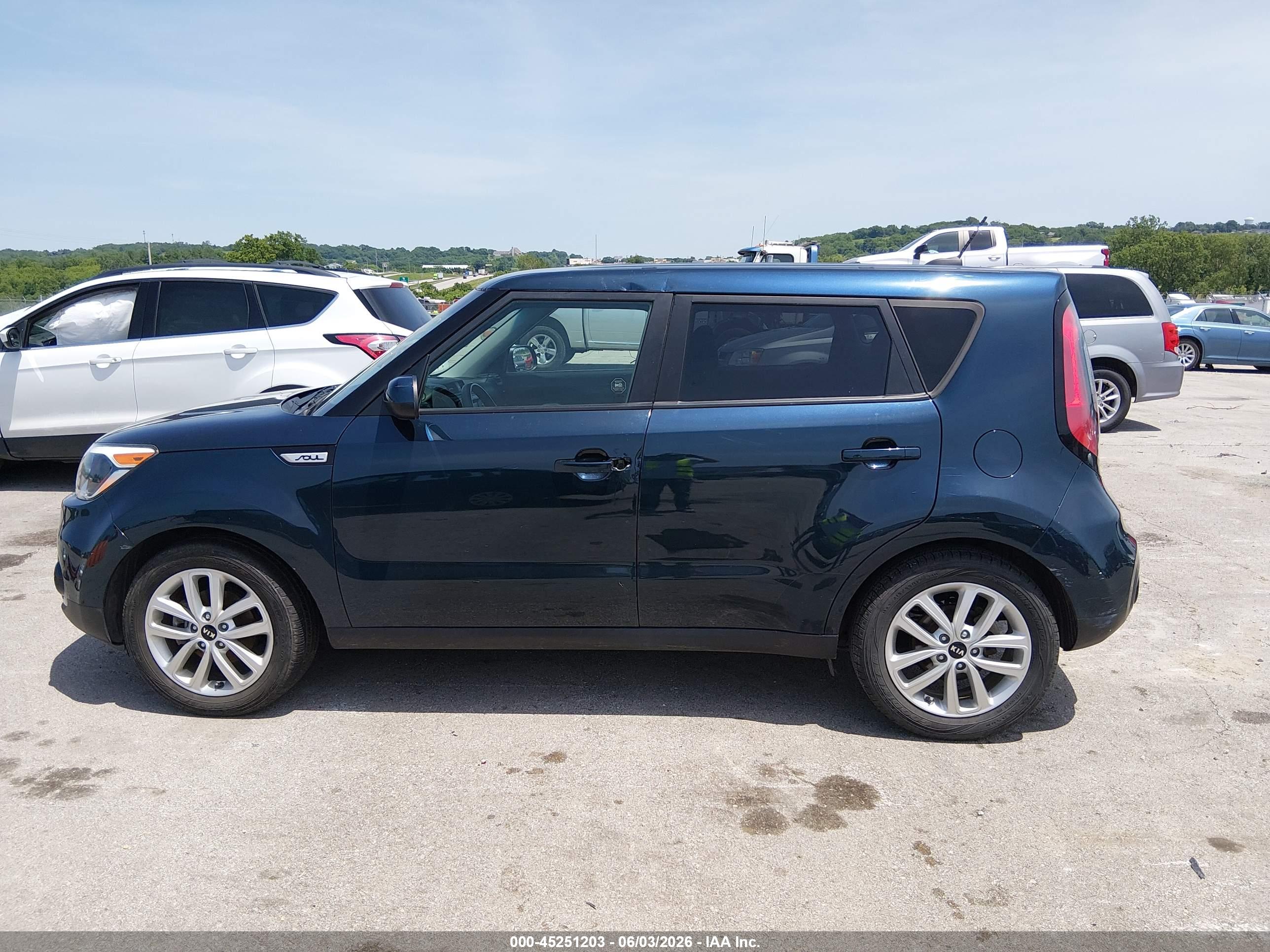 2018 KIA SOUL +