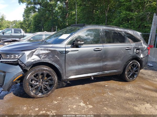 2022 KIA SORENTO SX