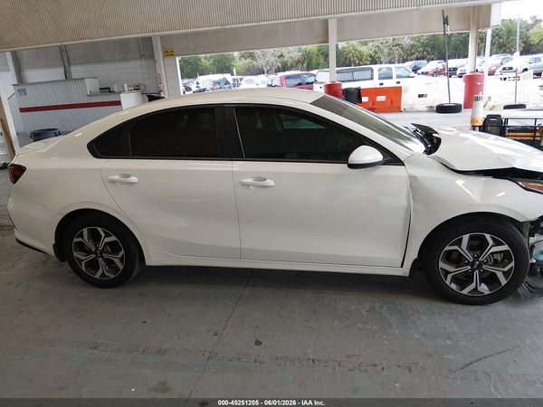 2020 KIA FORTE LXS
