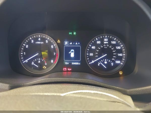 2016 HYUNDAI TUCSON SE