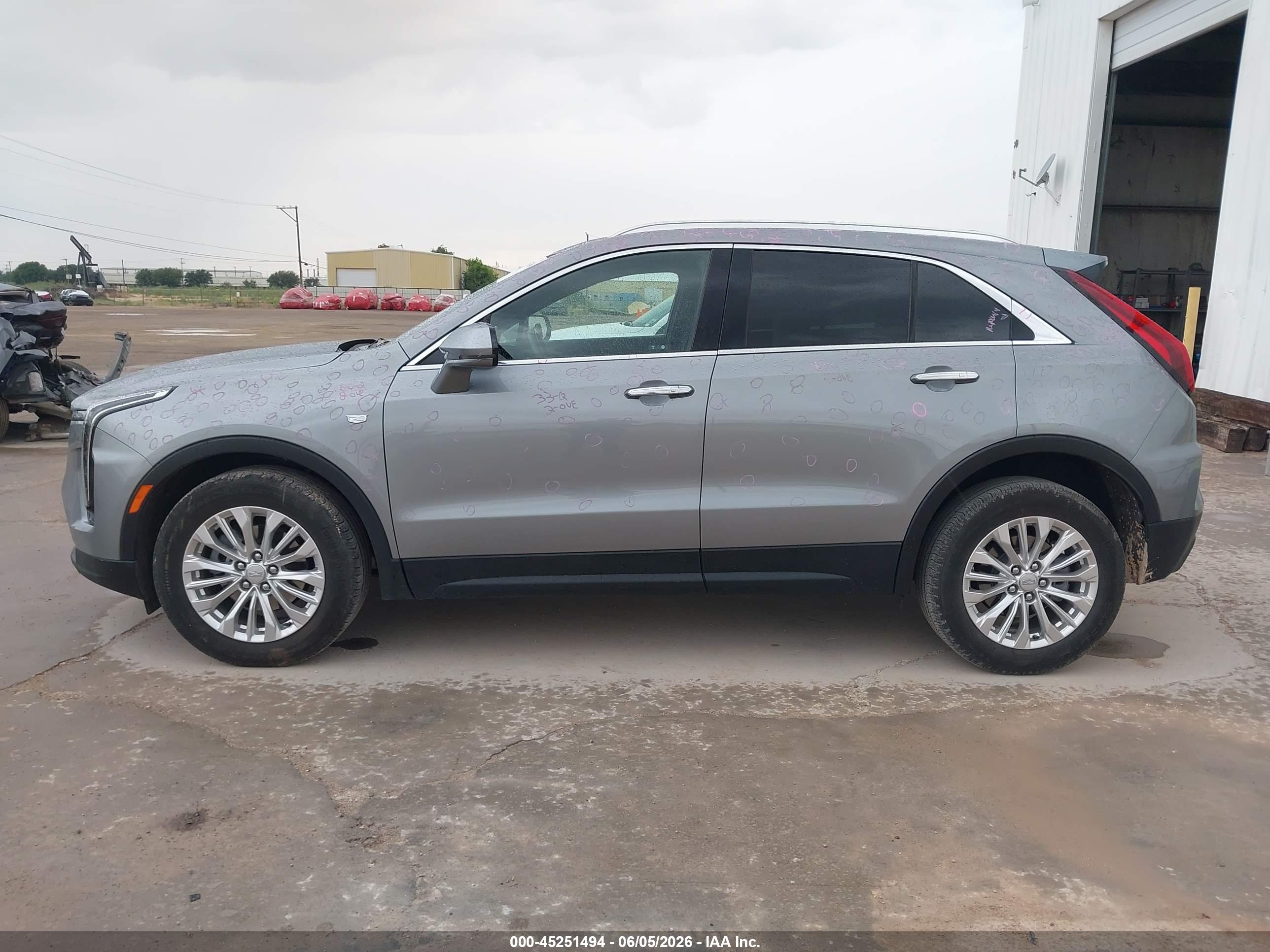 2024 CADILLAC XT4 FWD LUXURY