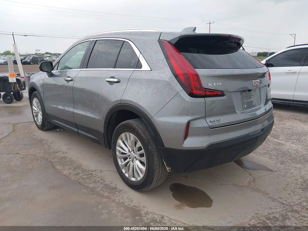 2024 CADILLAC XT4 FWD LUXURY
