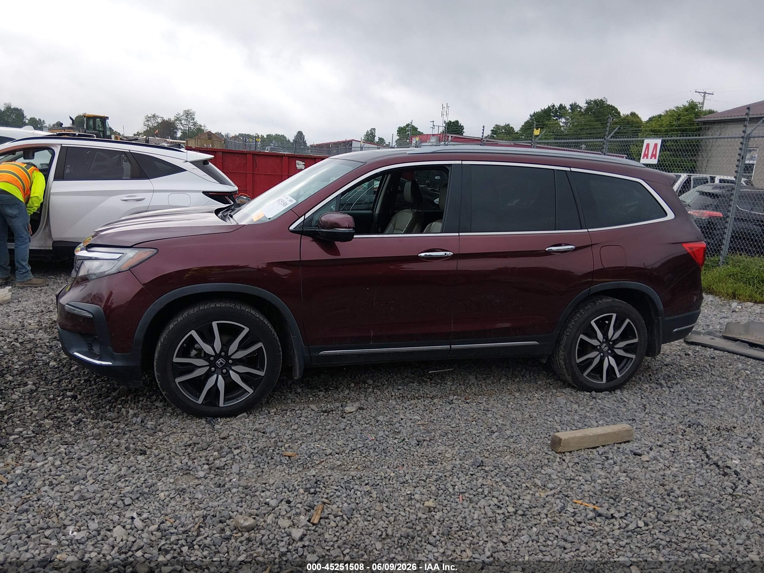 2019 HONDA PILOT TOURING