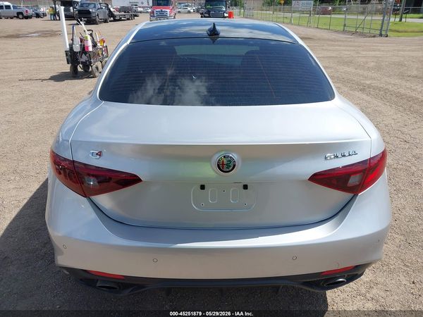 2017 ALFA ROMEO GIULIA TI AWD