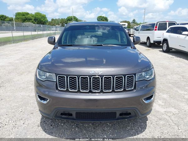 2019 JEEP GRAND CHEROKEE LAREDO E 4X4