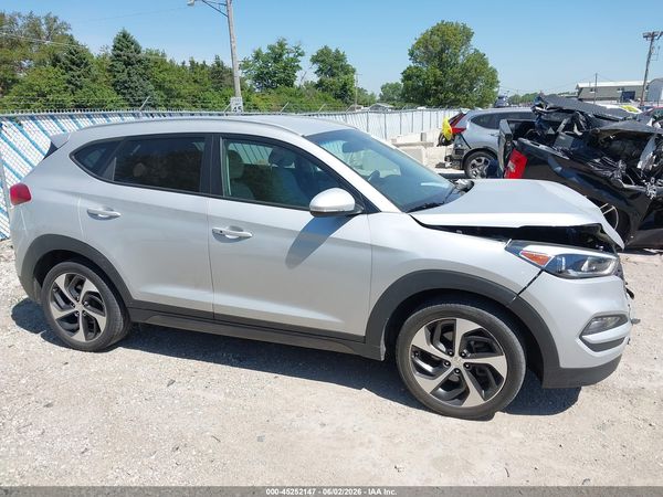 2016 HYUNDAI TUCSON SPORT