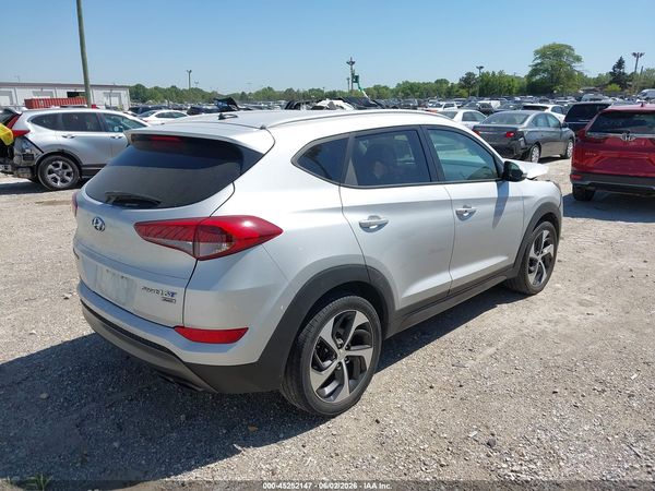 2016 HYUNDAI TUCSON SPORT