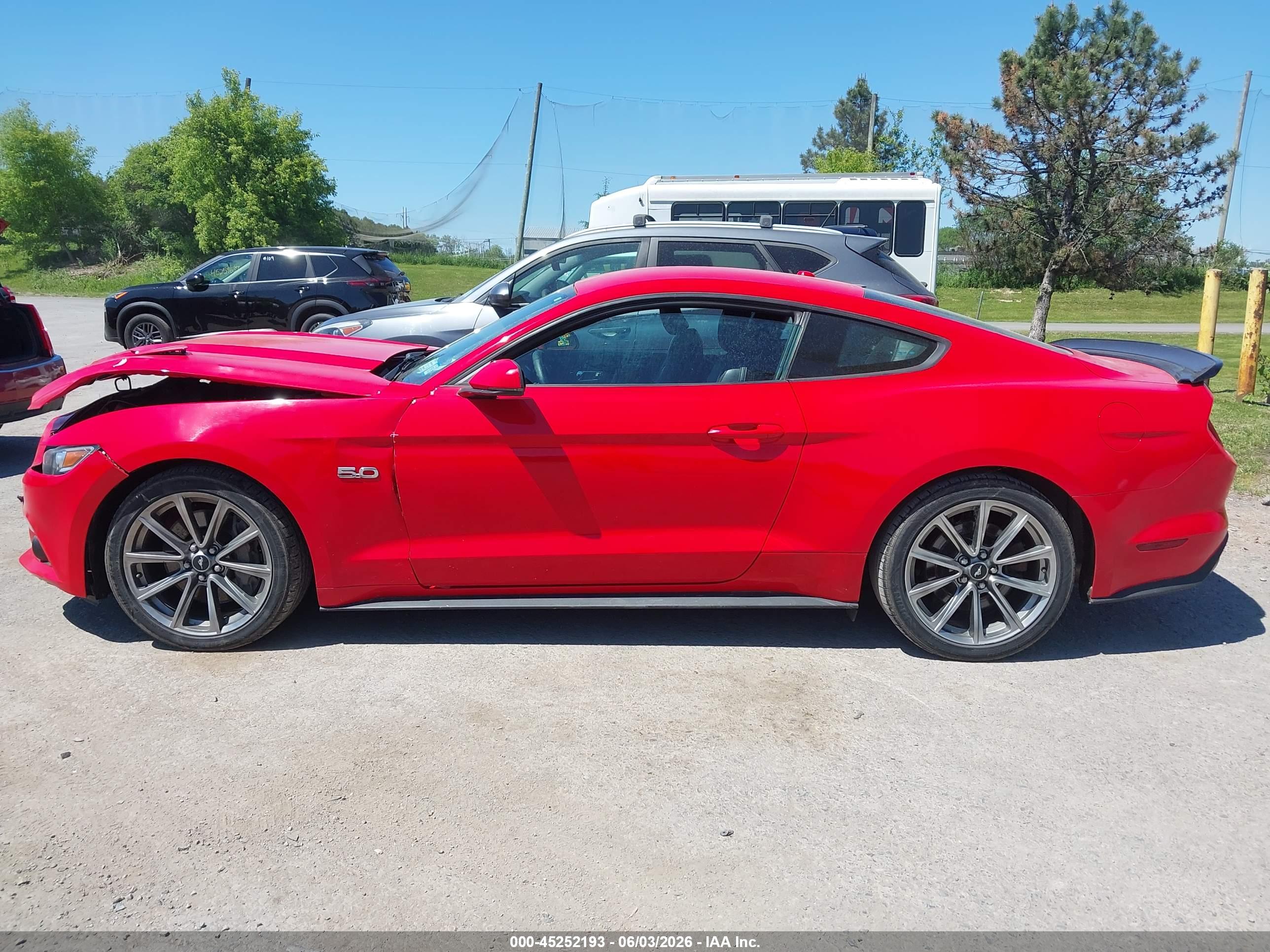 2017 FORD MUSTANG GT PREMIUM