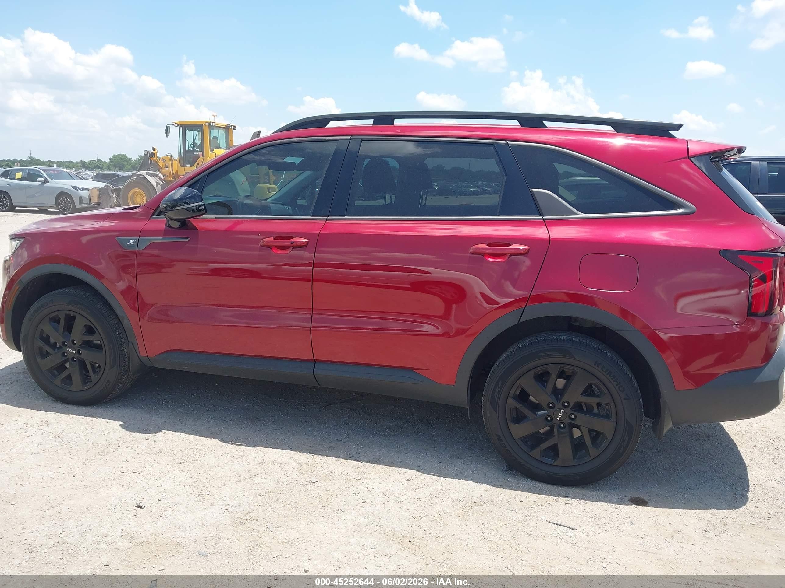 2022 KIA SORENTO X-LINE S