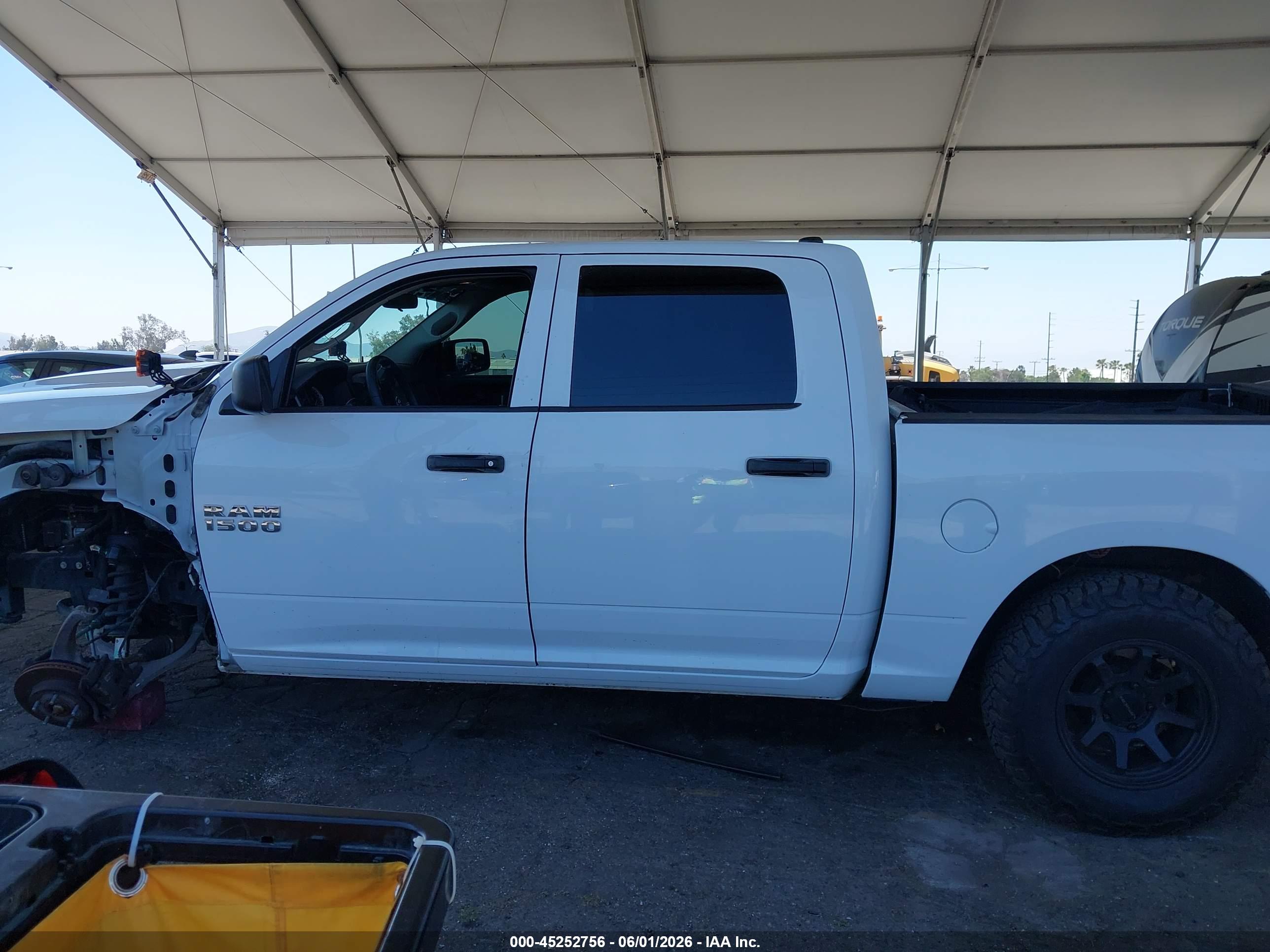 2018 RAM 1500 TRADESMAN  4X4 5'7 BOX