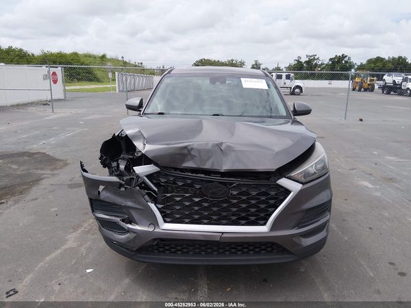2020 HYUNDAI TUCSON SE
