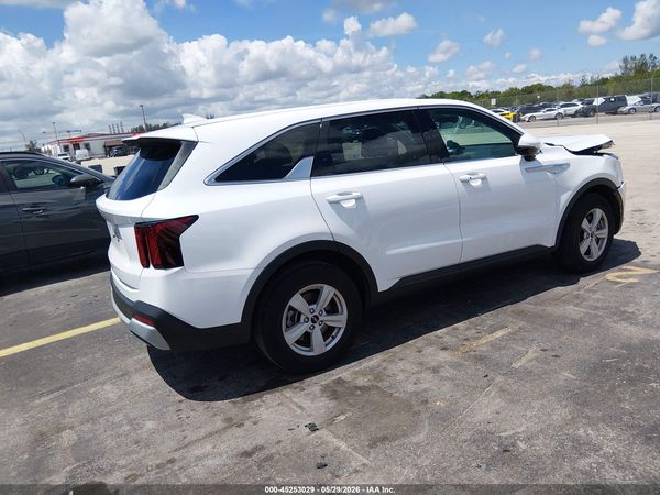 2025 KIA SORENTO LX