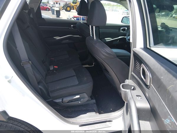 2025 KIA SORENTO LX