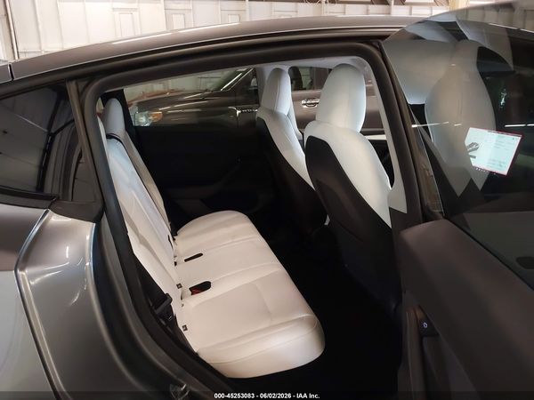 2025 TESLA MODEL Y RWD