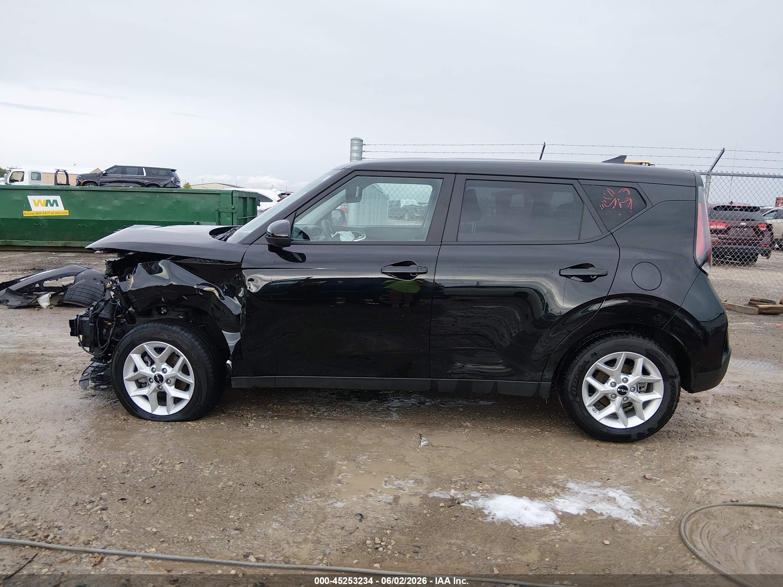 2025 KIA SOUL LX