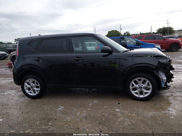 2025 KIA SOUL LX