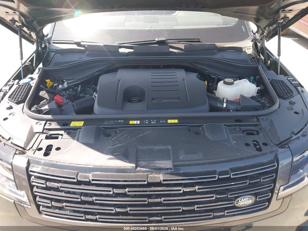 2026 LAND ROVER RANGE ROVER P550E SE