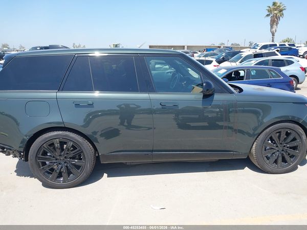 2026 LAND ROVER RANGE ROVER P550E SE