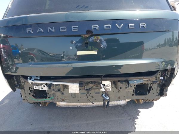 2026 LAND ROVER RANGE ROVER P550E SE