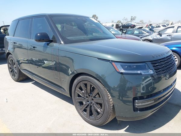 2026 LAND ROVER RANGE ROVER P550E SE