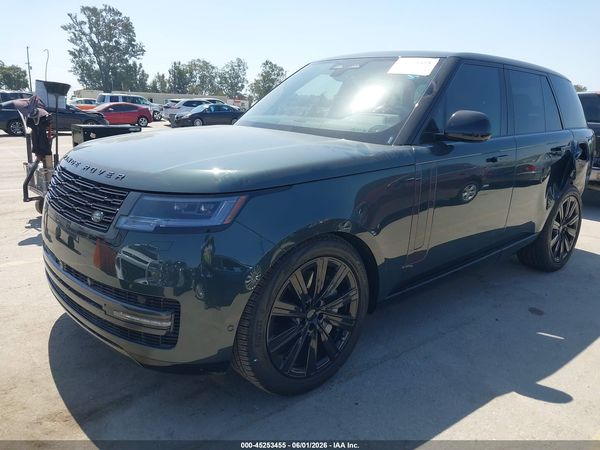 2026 LAND ROVER RANGE ROVER P550E SE