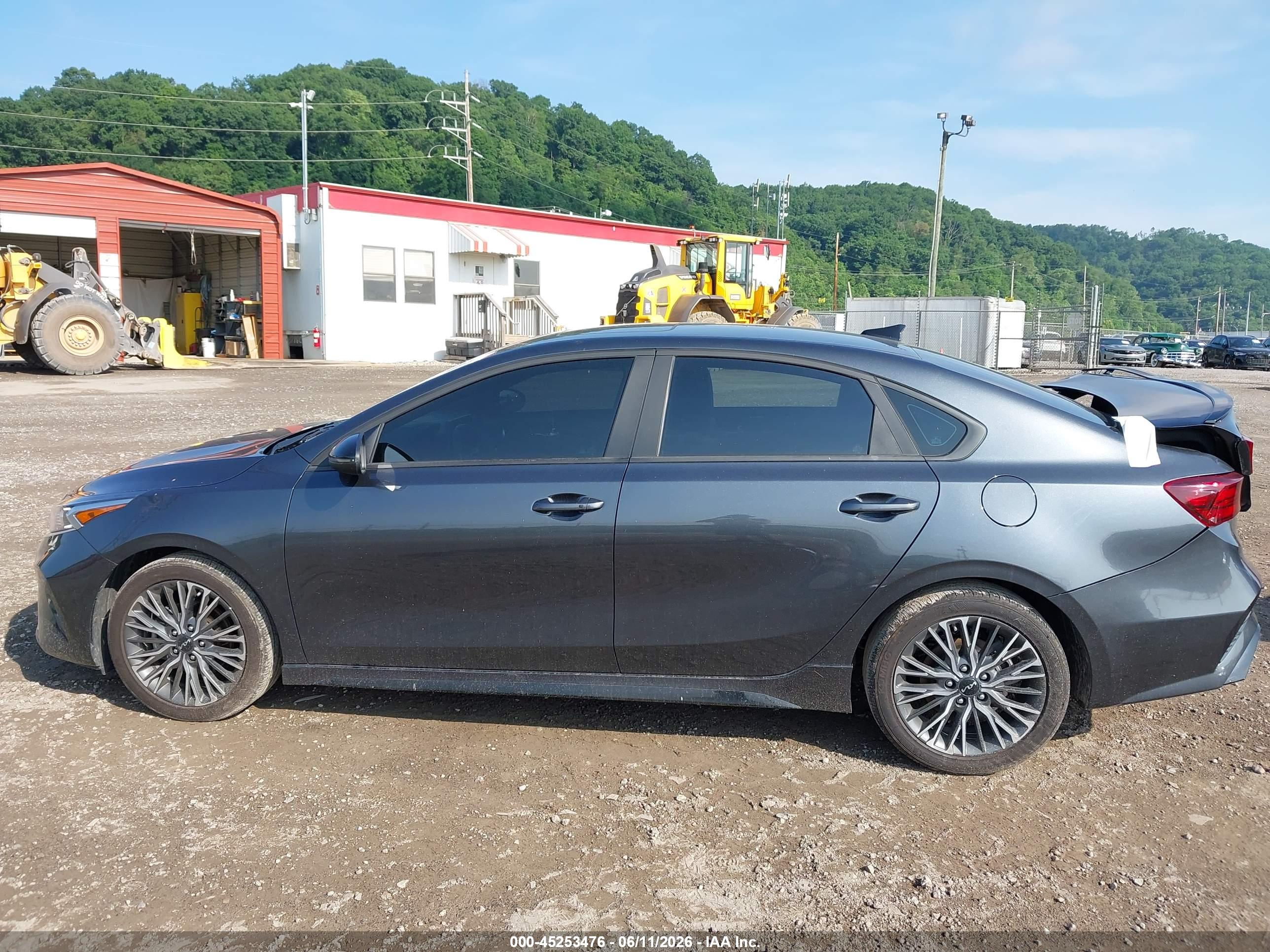 2024 KIA FORTE GT-LINE