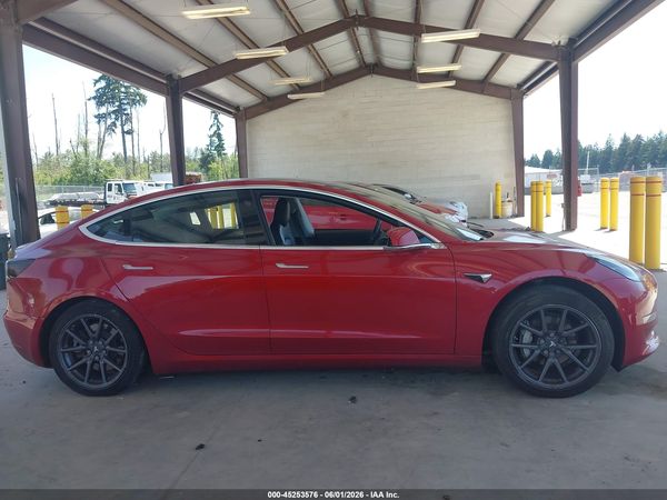 2018 TESLA MODEL 3 LONG RANGE/PERFORMANCE