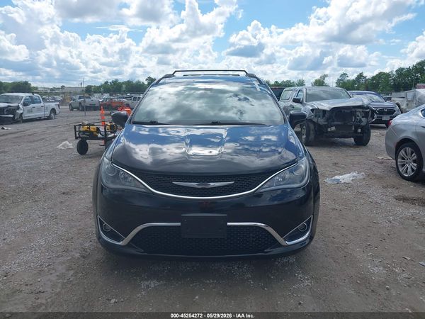 2017 CHRYSLER PACIFICA TOURING-L — I115