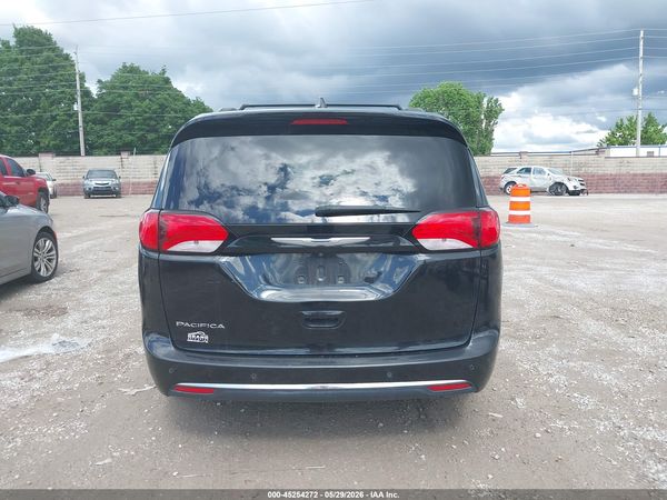 2017 CHRYSLER PACIFICA TOURING-L — I119
