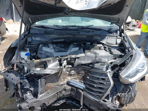 2018 HYUNDAI SANTA FE SE