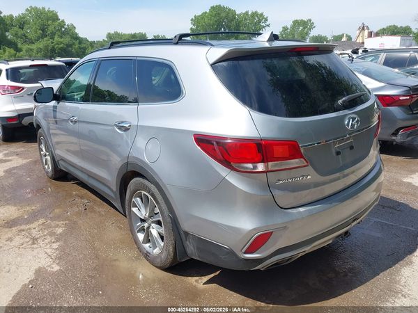 2018 HYUNDAI SANTA FE SE
