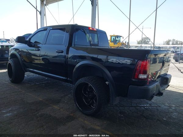 2019 RAM 1500 CLASSIC WARLOCK  4X4 5'7 BOX