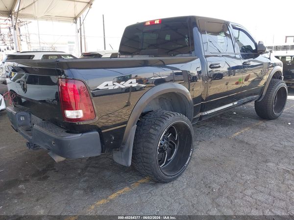 2019 RAM 1500 CLASSIC WARLOCK  4X4 5'7 BOX