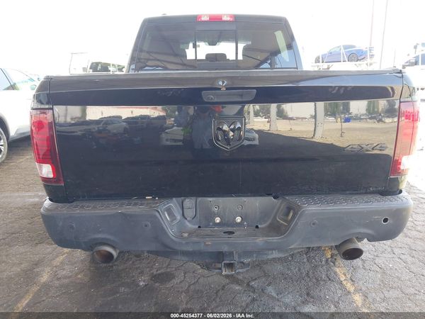 2019 RAM 1500 CLASSIC WARLOCK  4X4 5'7 BOX