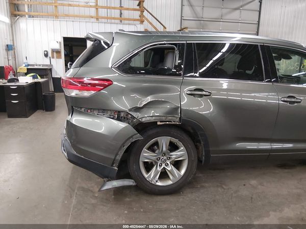 2019 TOYOTA HIGHLANDER LIMITED