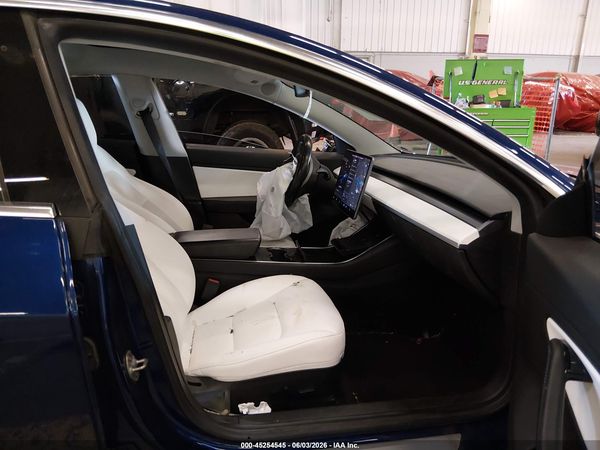2018 TESLA MODEL 3 LONG RANGE/PERFORMANCE